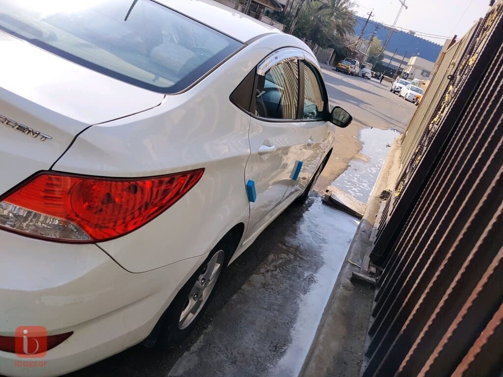Hyundai Accent GL 9