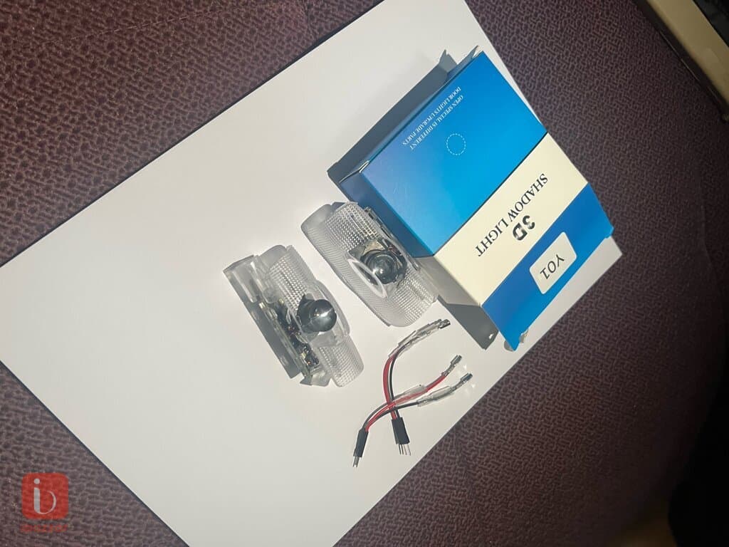 لایتی دەرگای لاندکروزر 2022-2026 3