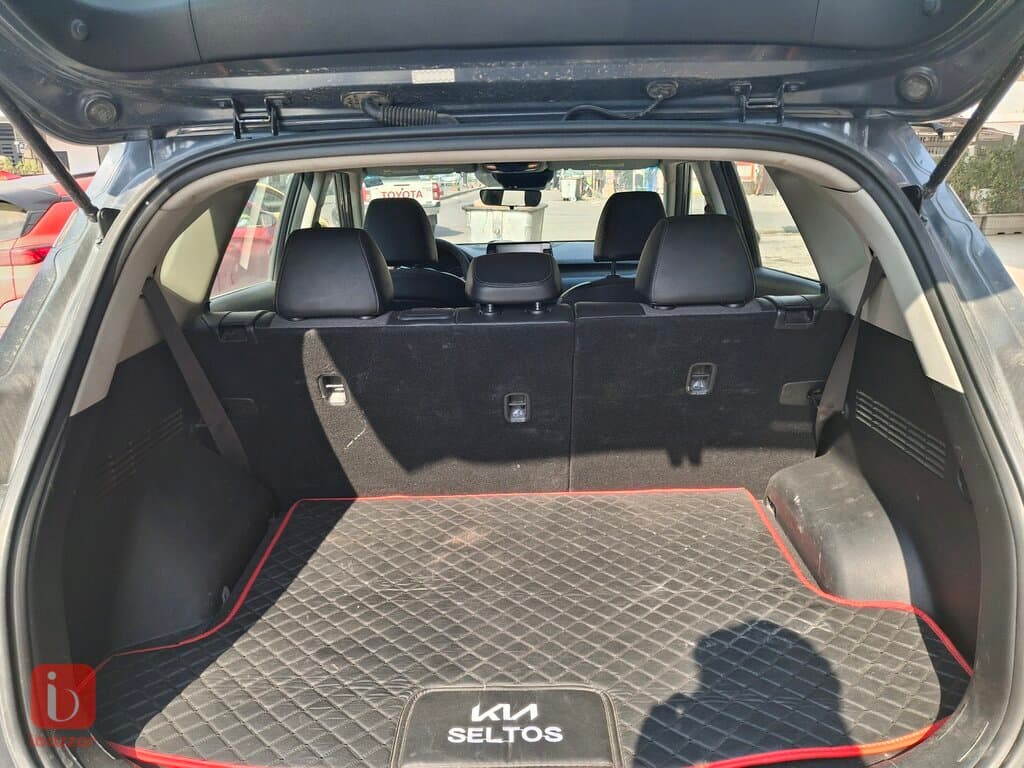 KIA Seltos S 9