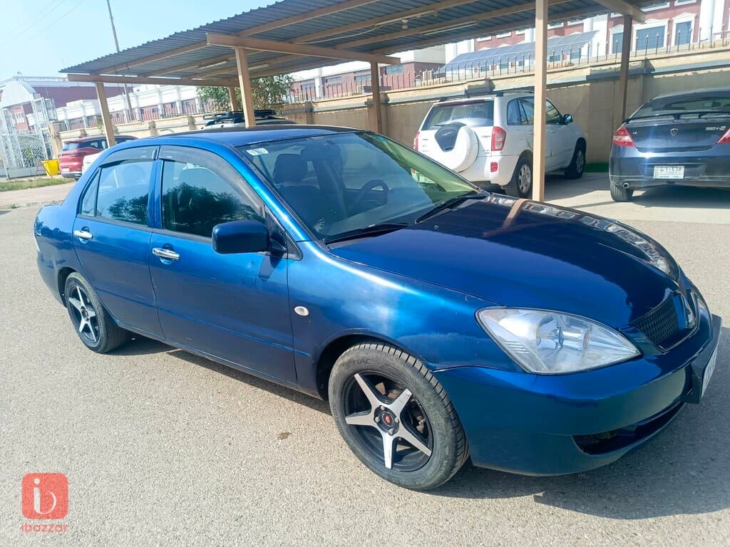 Mitsubishi Lancer GL 4