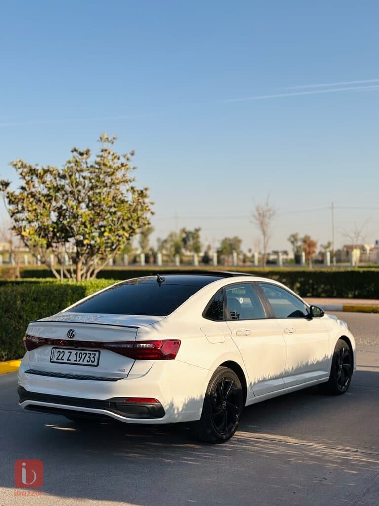 Volkswagen Jetta SE 9