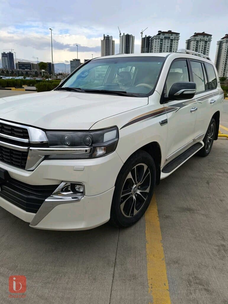 Toyota Land Cruiser GXR