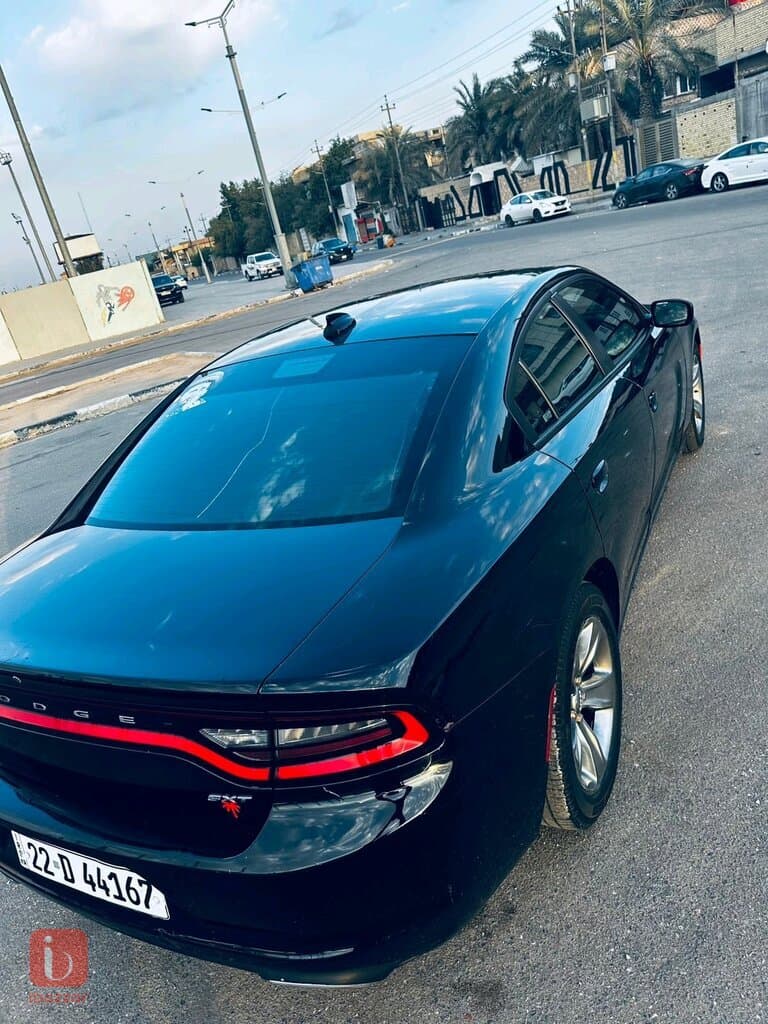 Dodge Charger SXT 13