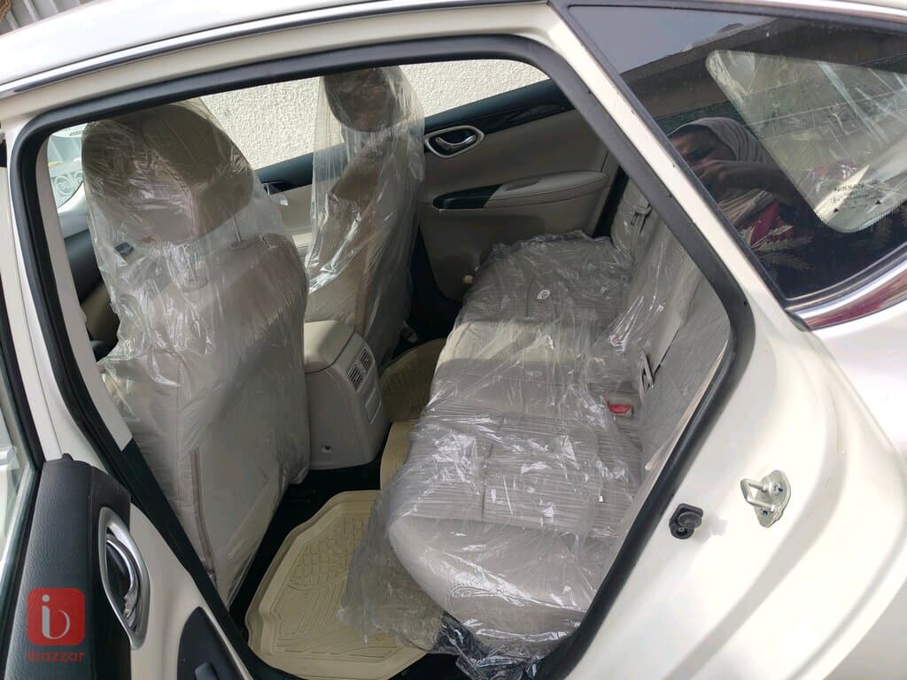Nissan Sentra 5