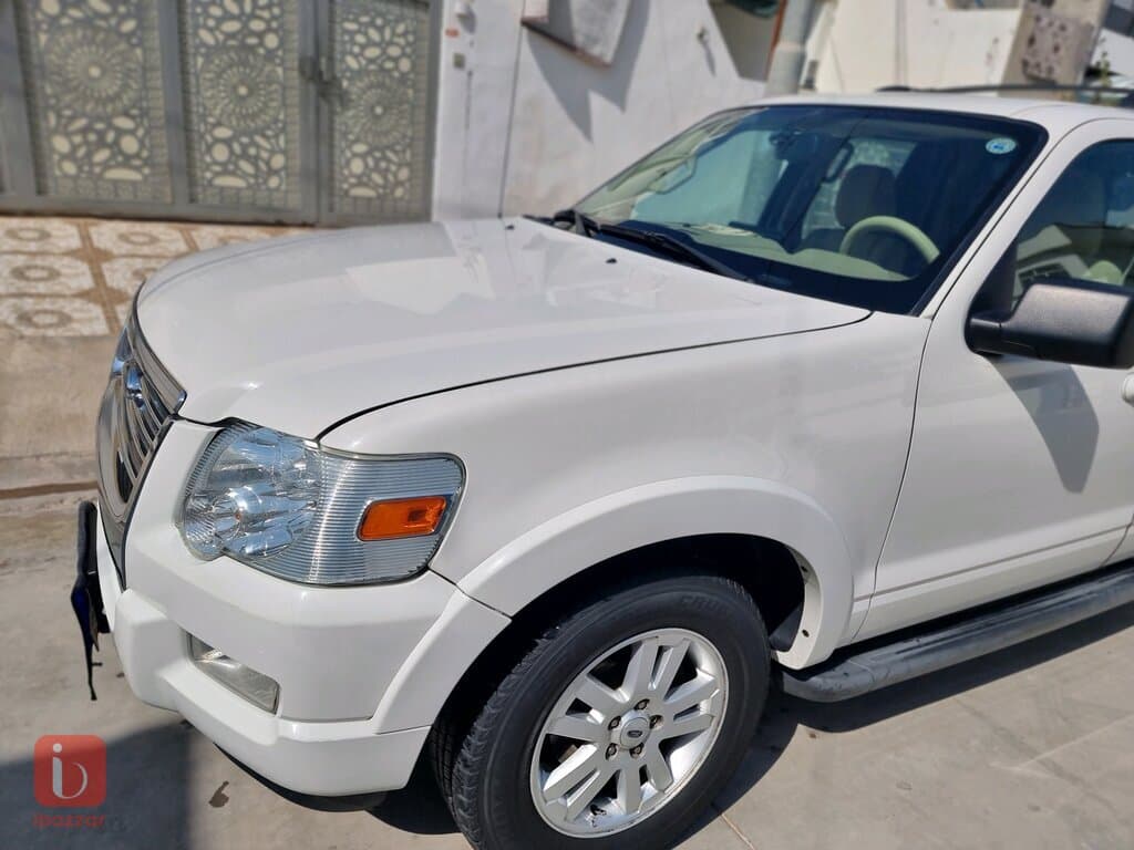 Ford Explorer XLT 7