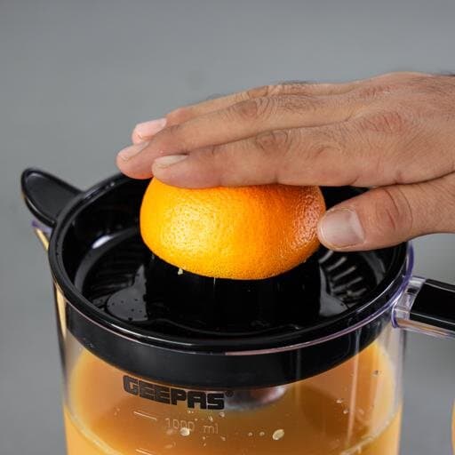 Geepas Citrus Juicer 1.0L with Plastic Cup 25W – GCJ9900 4