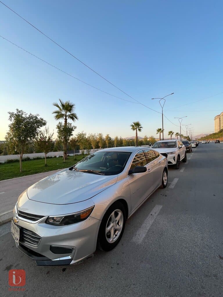 Chevorlet Malibu LS 3