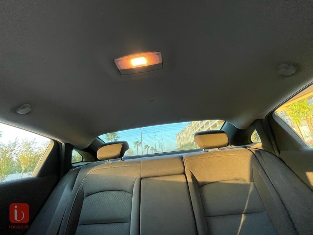 Chevorlet Malibu LS 4
