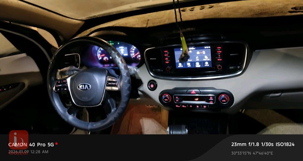 KIA Sorento DLX 7