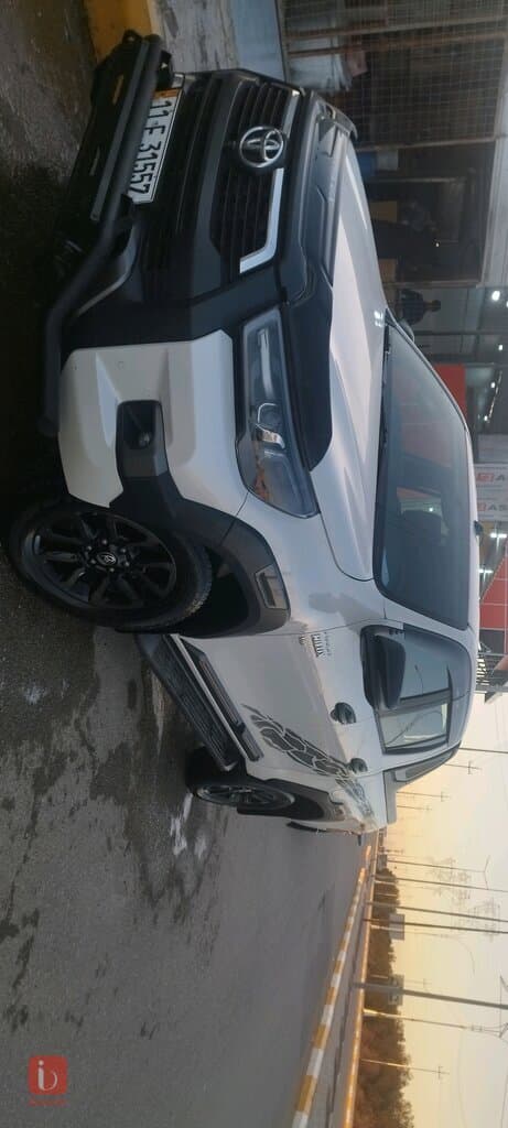 Toyota Hilux Adventure 4