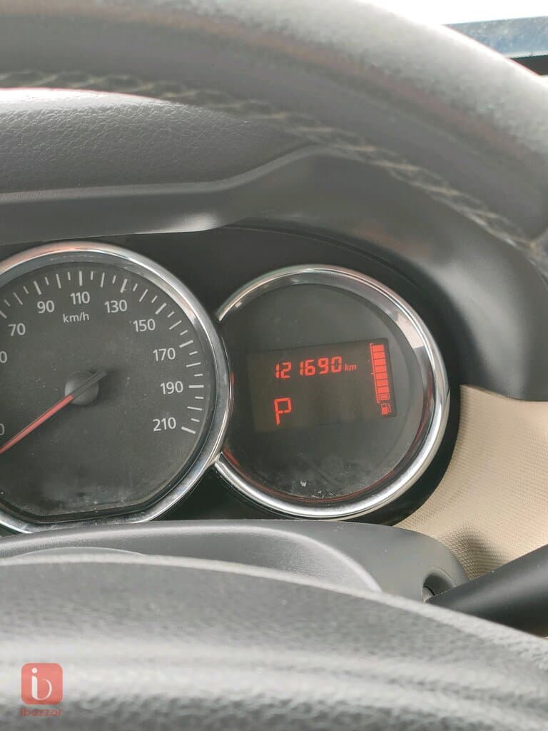 Renault Duster 8