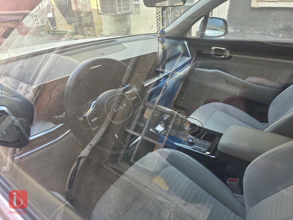 KIA Sorento 4