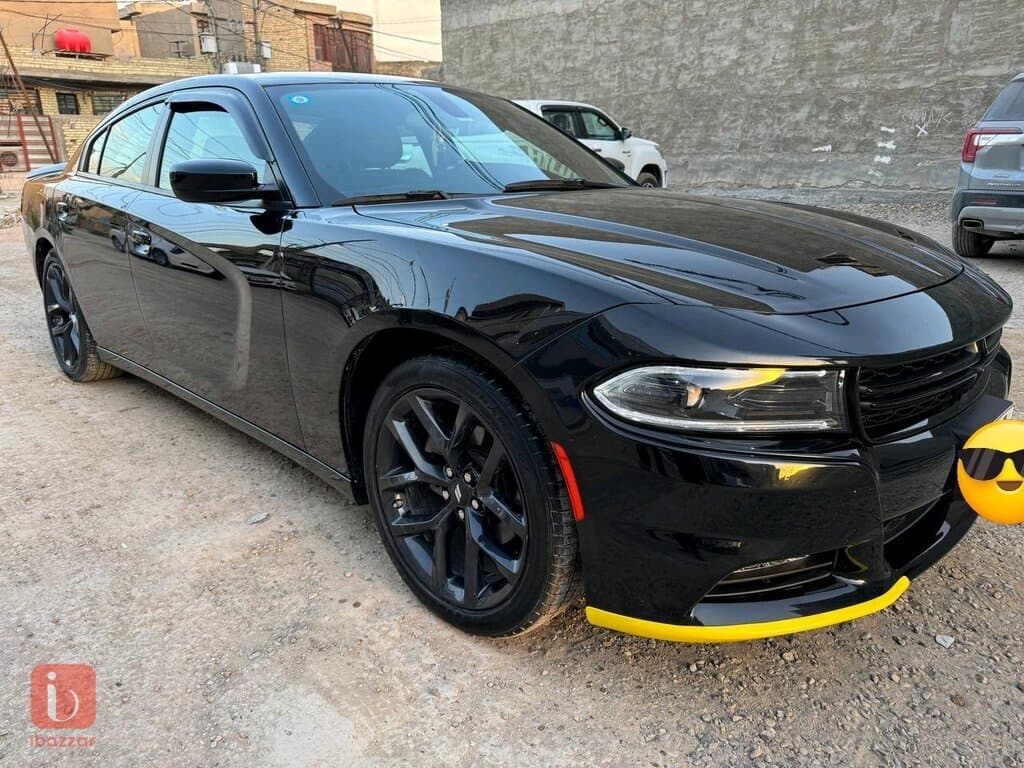 Dodge Charger SXT 3