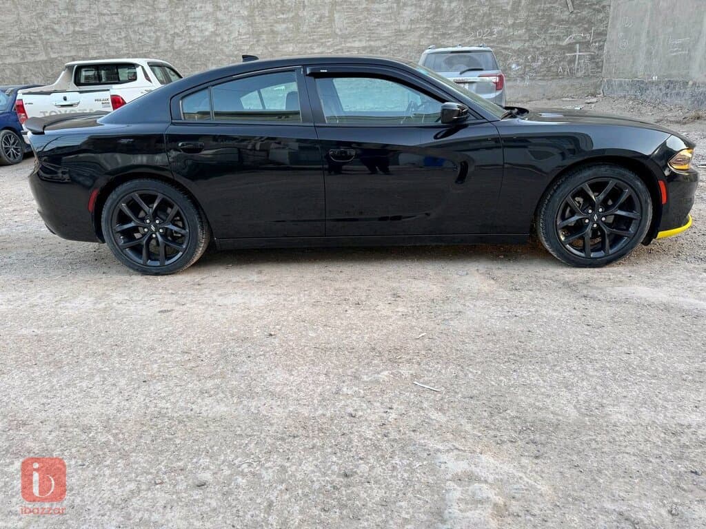 Dodge Charger SXT 7