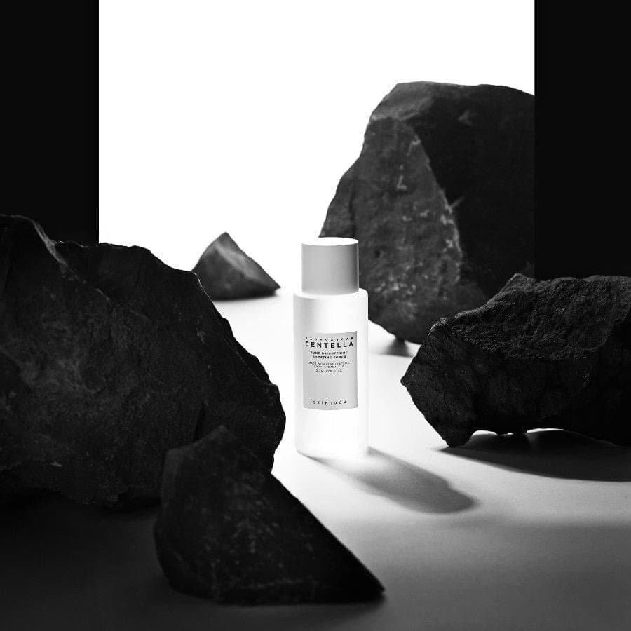 Skin1004 Madagascar Centella Tone Brightening Boosting Toner (250ml) 2