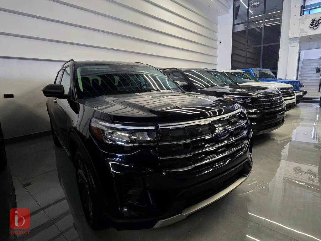 Ford Explorer 2