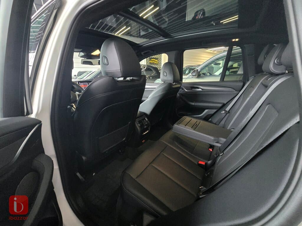 BMW X3 XDrive 30i 5