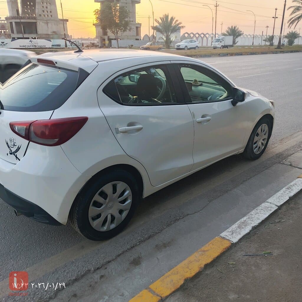 Toyota Yaris 9