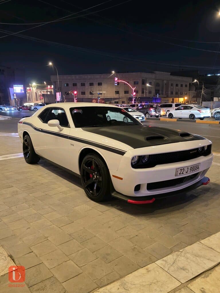 Dodge Challenger SXT