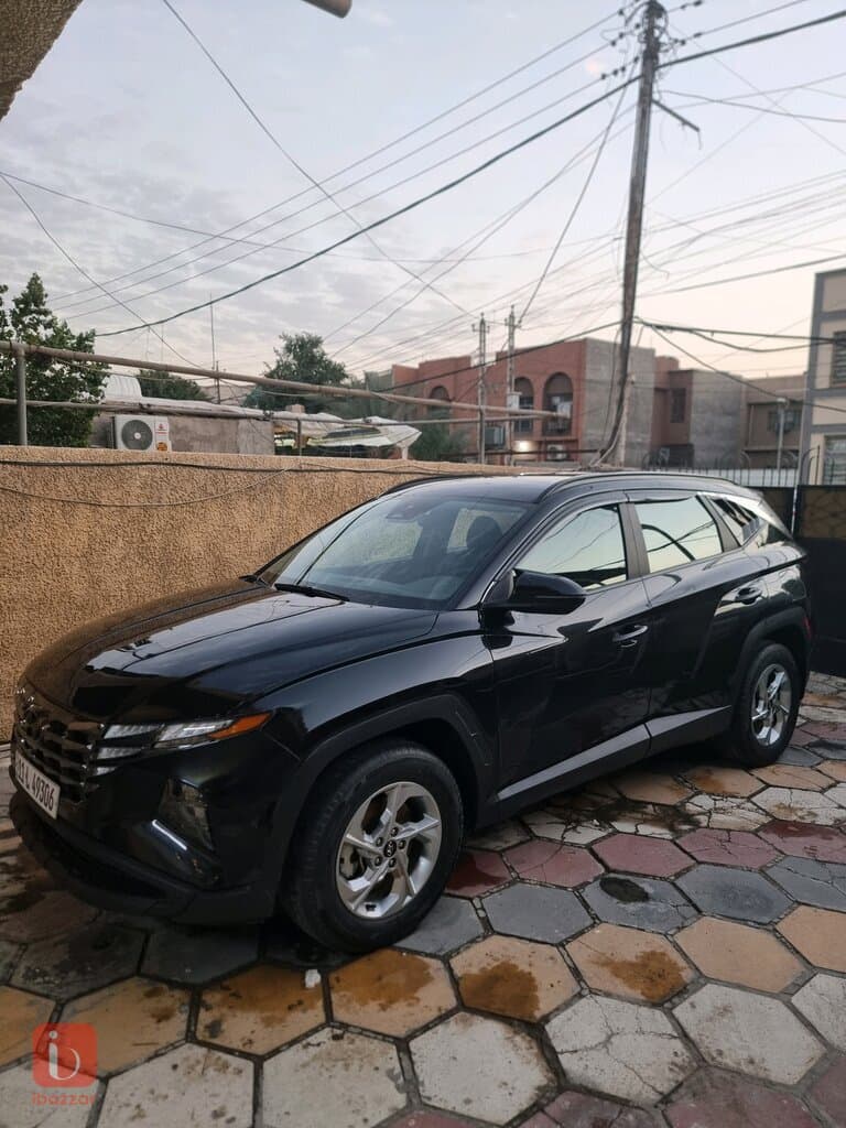 Hyundai Tucson SE 1