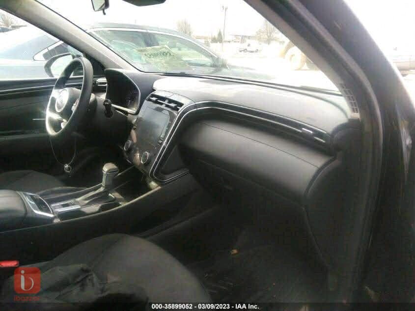 Hyundai Tucson SE 16