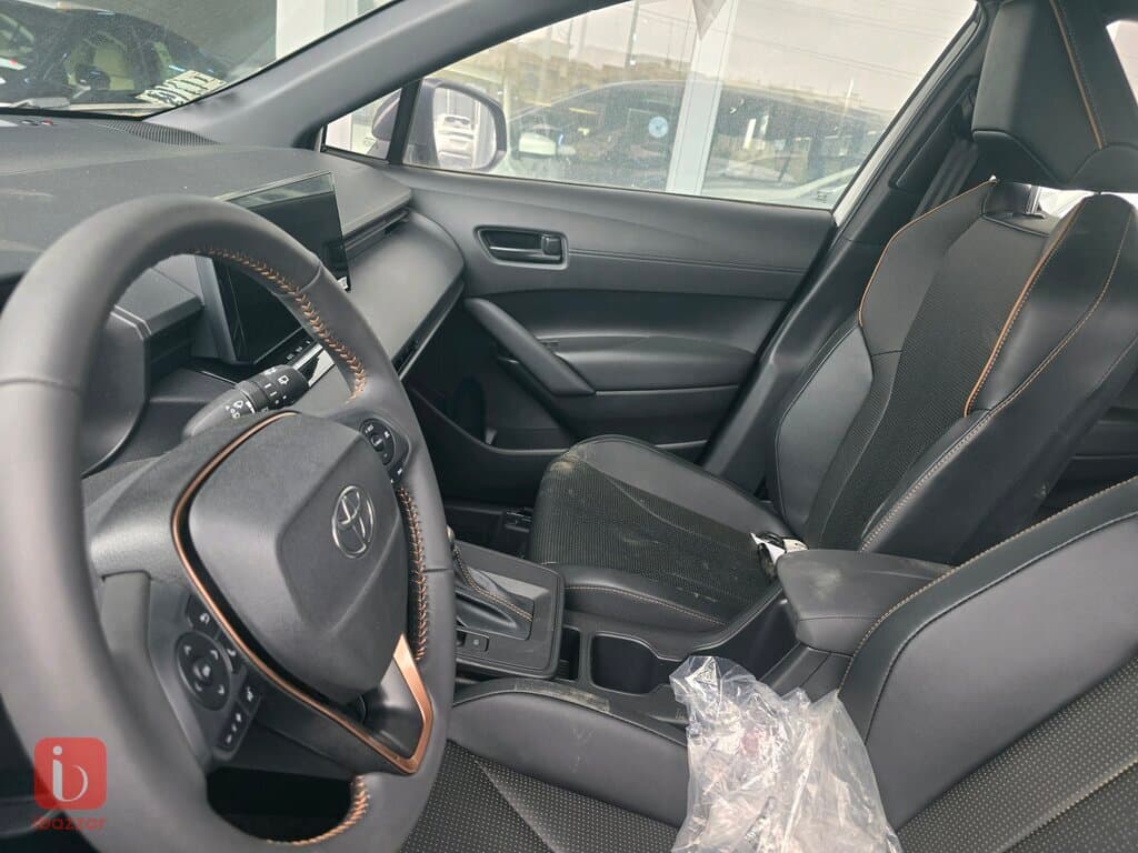 Toyota Corolla Cross 6