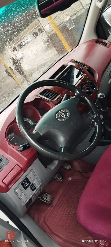 Toyota Hilux Double Cab GLX 8