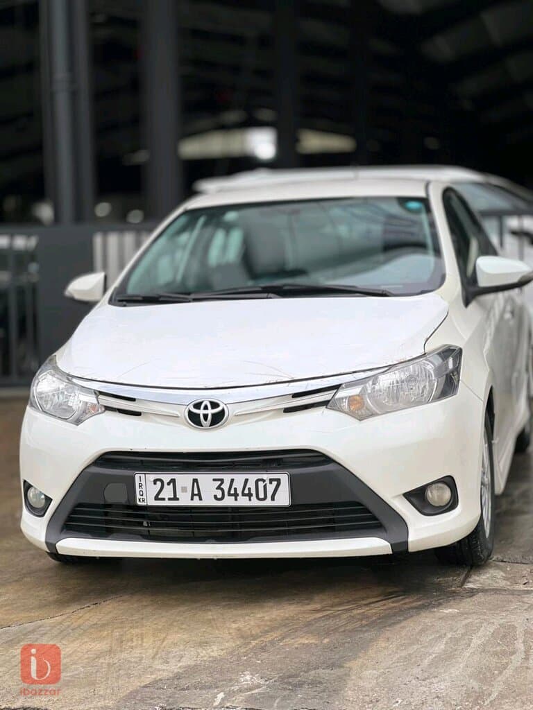 Toyota Yaris Sport 4