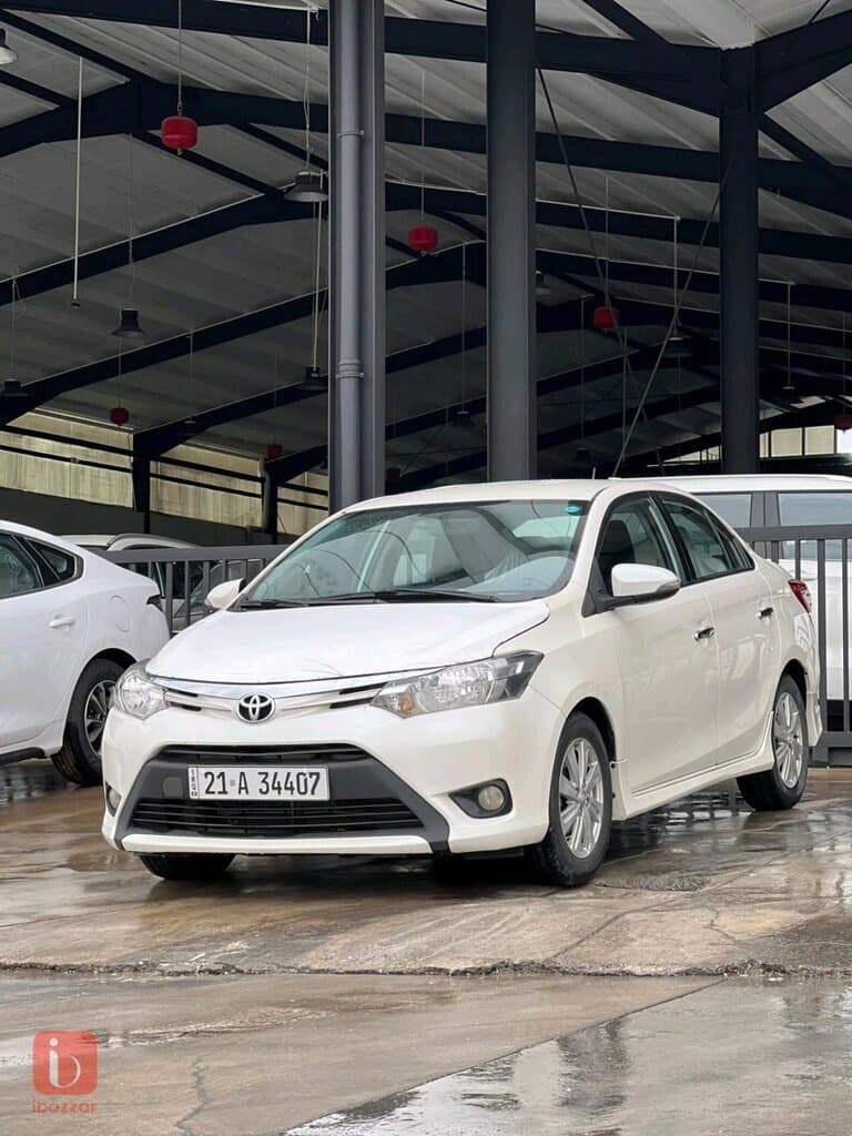 Toyota Yaris Sport 5