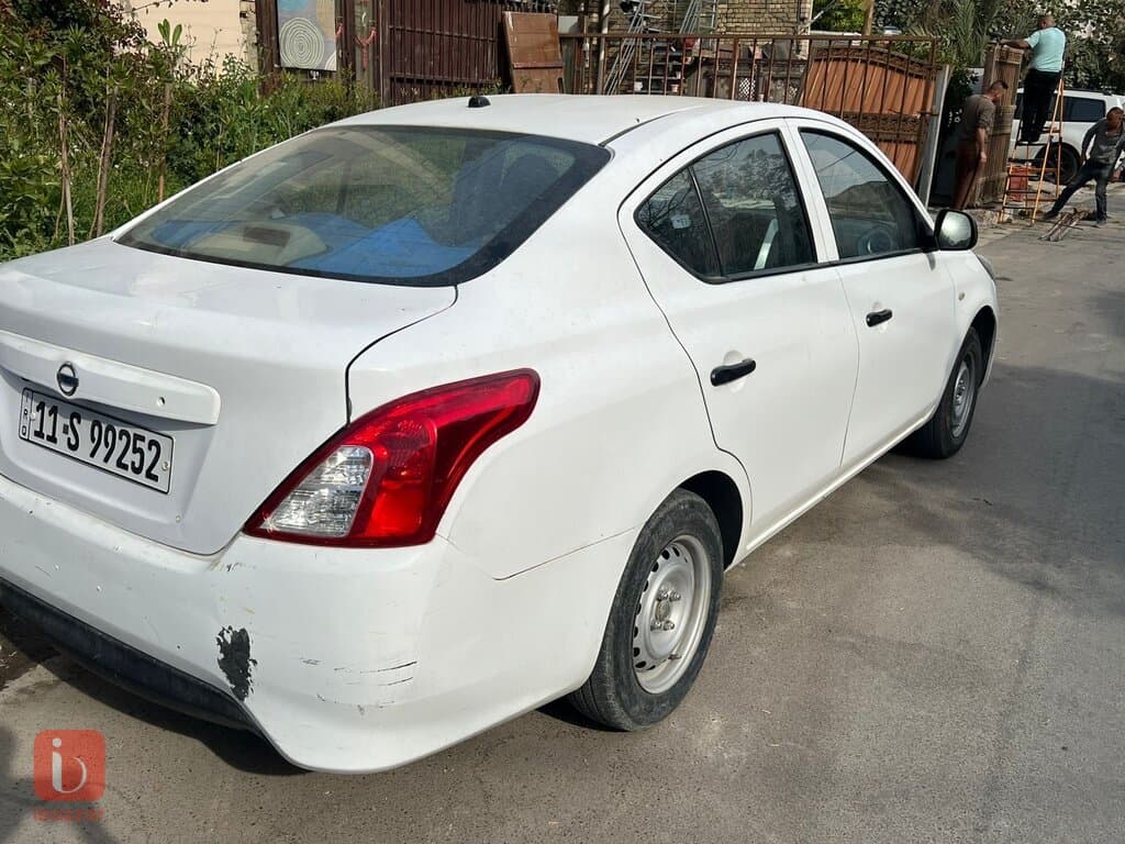 Nissan Sunny 2