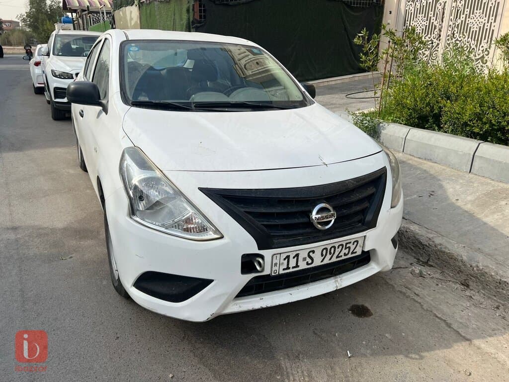 Nissan Sunny 3