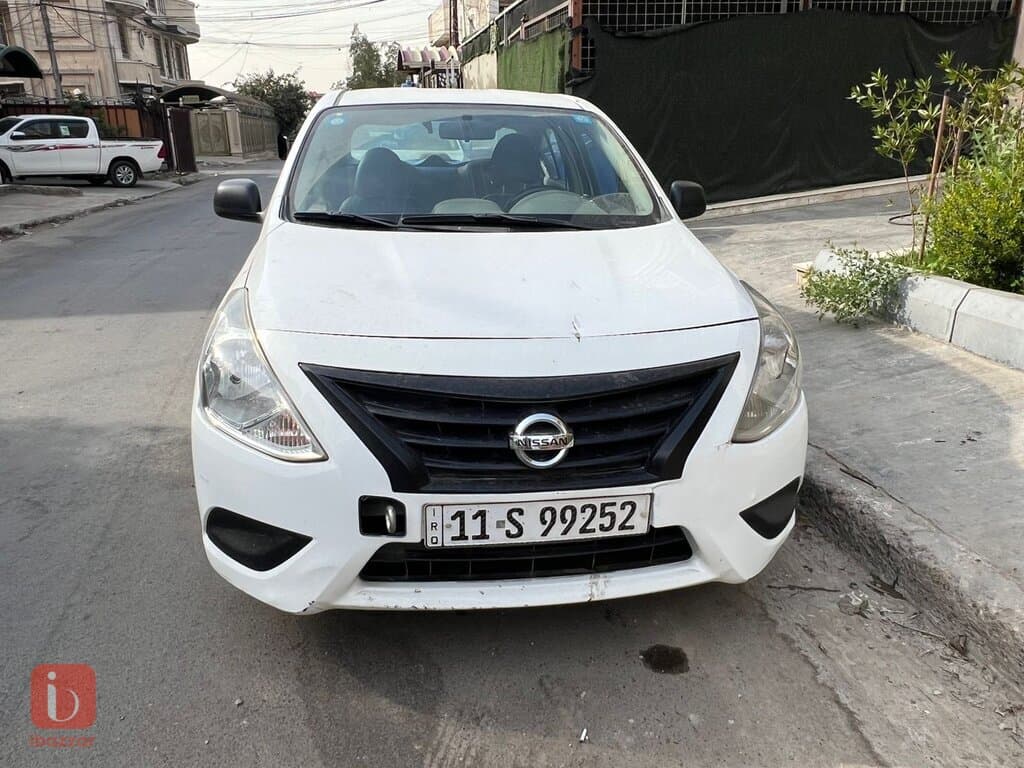 Nissan Sunny 4