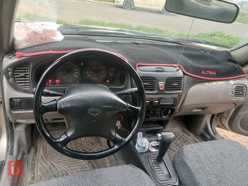 nissan  taxi🚖  3