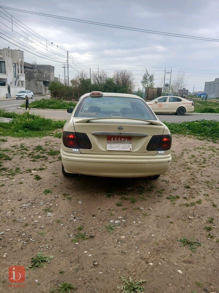 nissan  taxi🚖  5