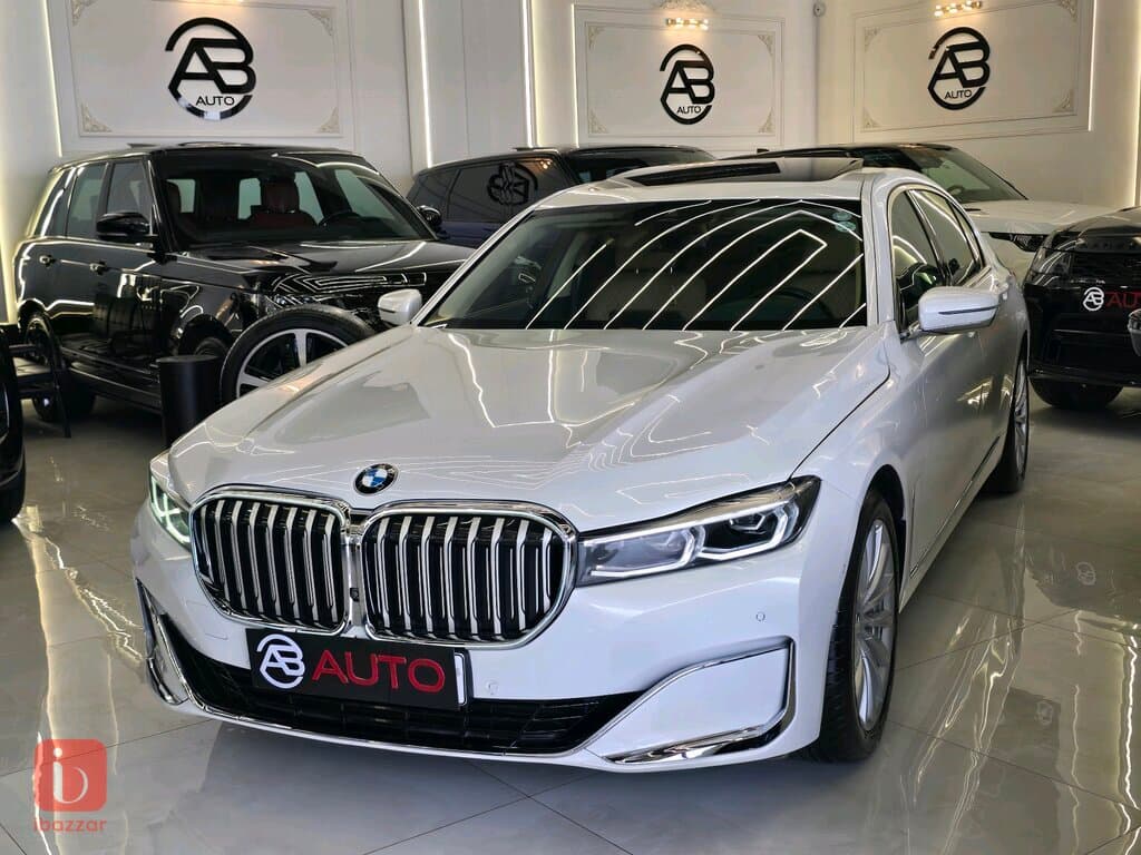 BMW 7-Series 740i 2