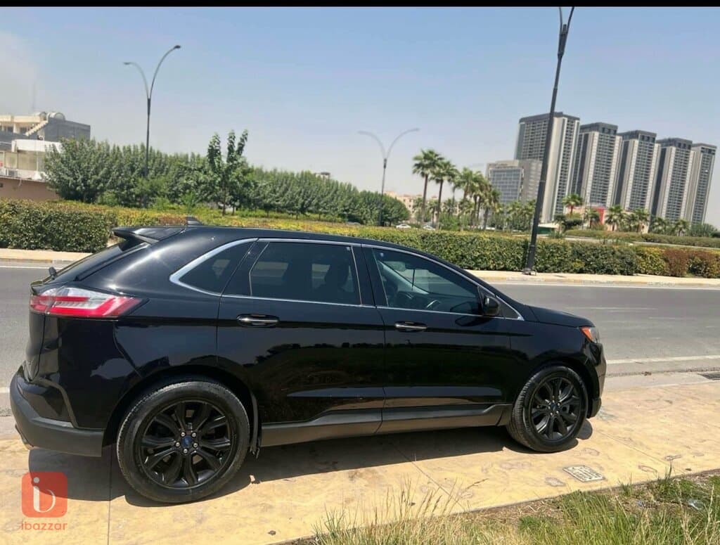 Ford Edge Titanium 4