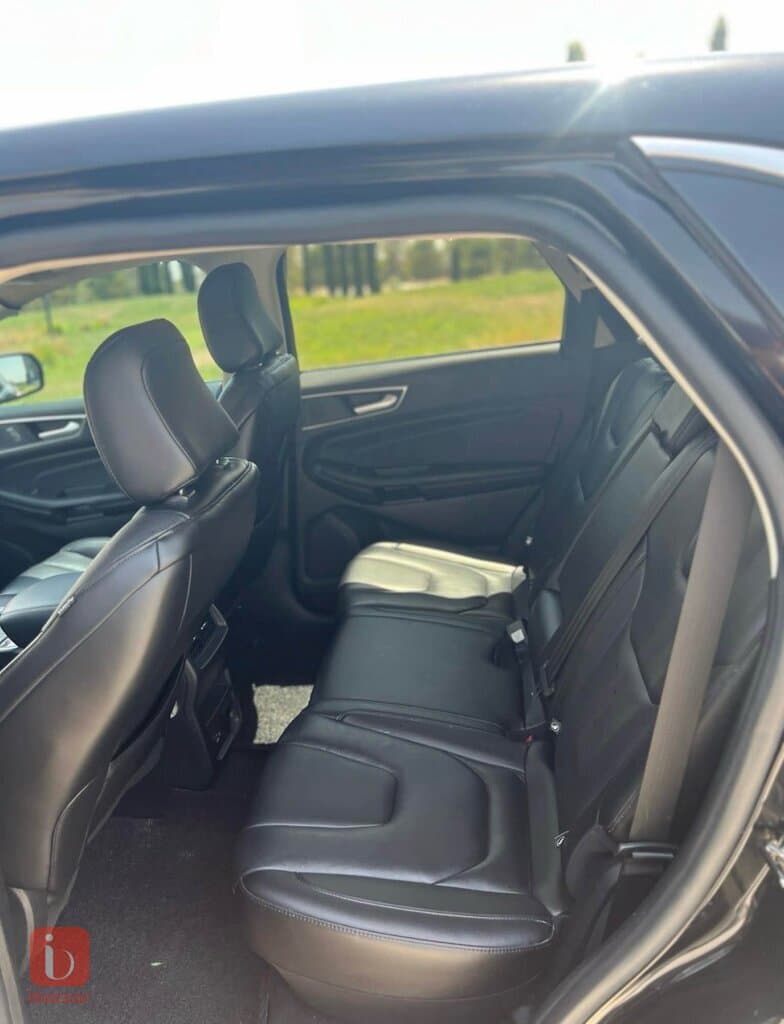 Ford Edge Titanium 6