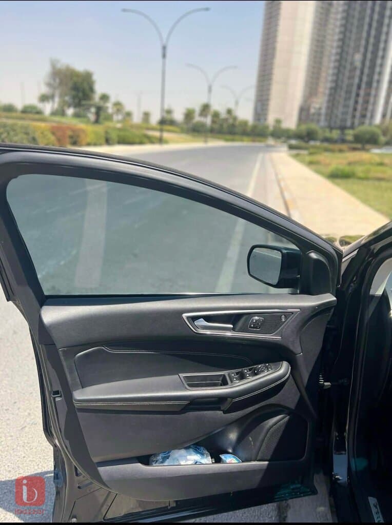 Ford Edge Titanium 8