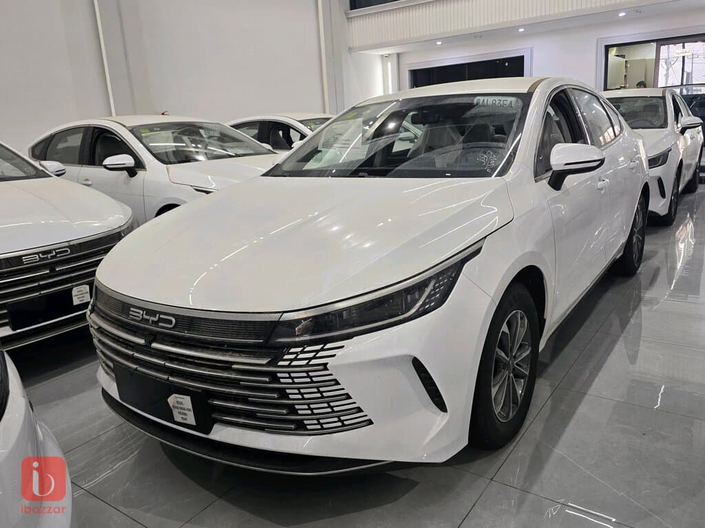 BYD Seal 05 1
