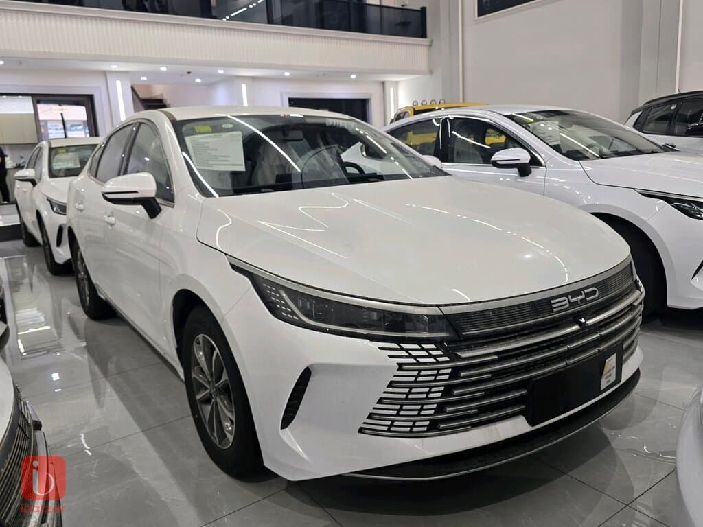 BYD Seal 05 2