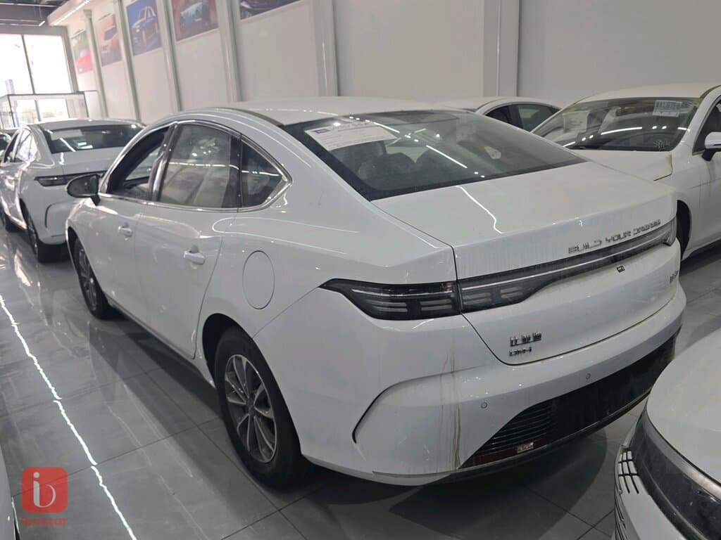 BYD Seal 05 4