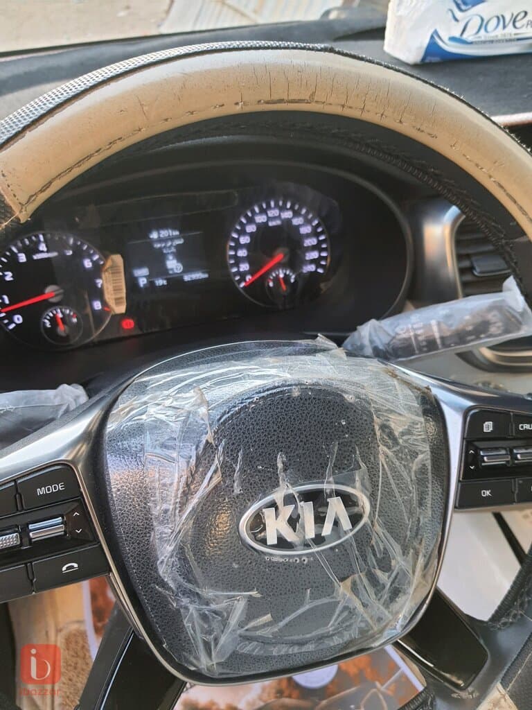 KIA Sorento 4