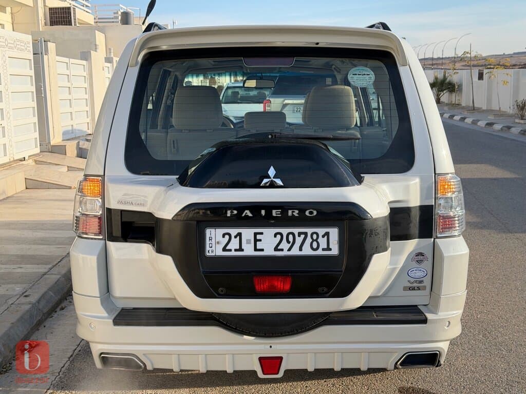 Mitsubishi Pajero GLX 3