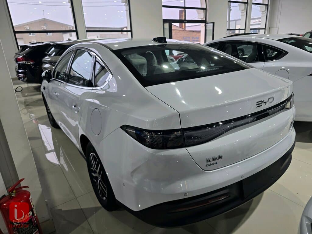 BYD Seal 05 3