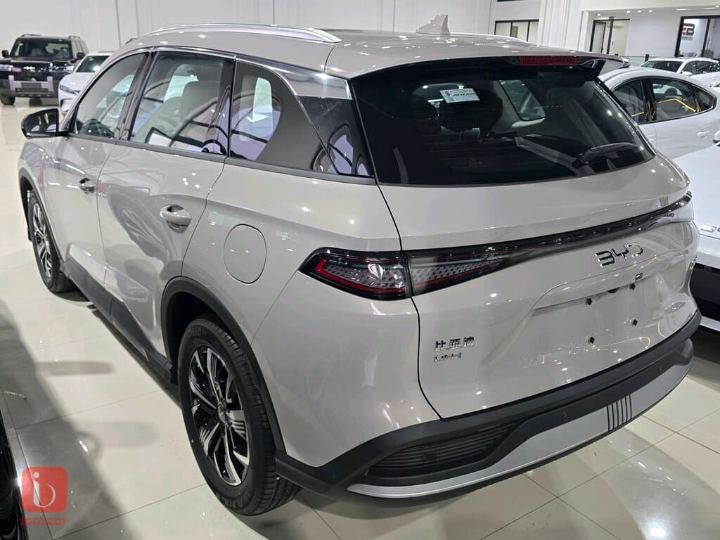 BYD Seal 05 6