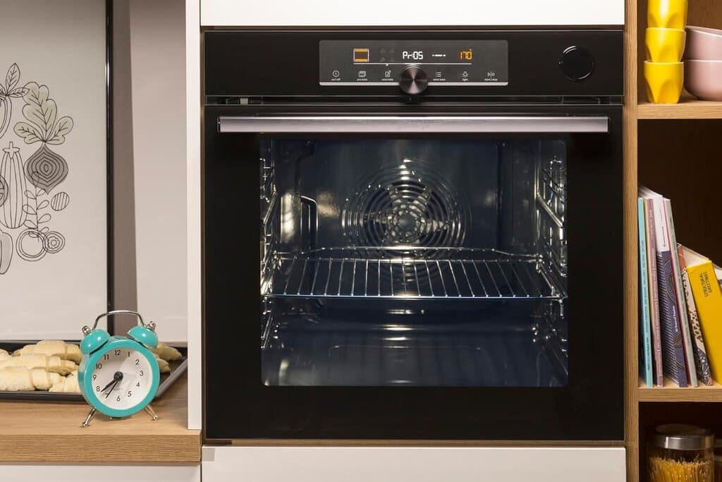 Gorenje 77L Oven - BSA6747A04BGWI (Black) 7