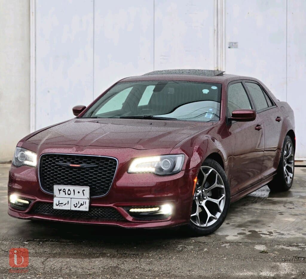 Chrysler 300 S 5