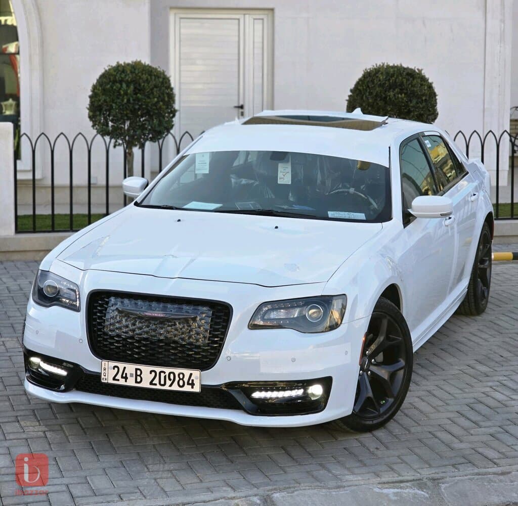 Chrysler 300 S 2