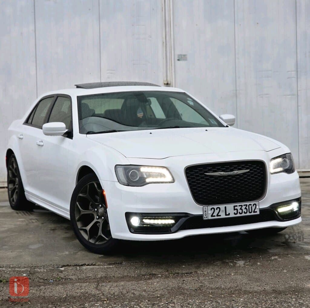 Chrysler 300 S