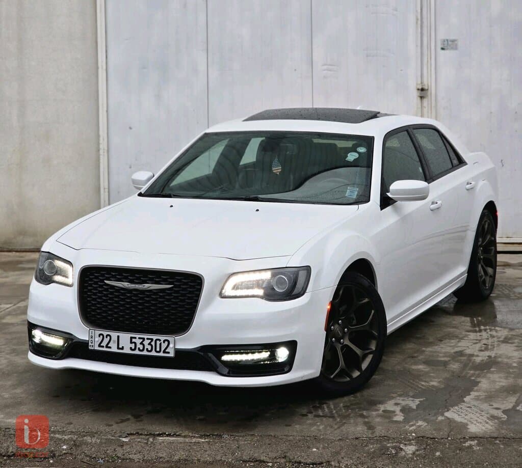 Chrysler 300 S 2